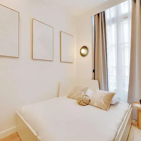 Cozy And Modern - 2p - Palais Royal *
